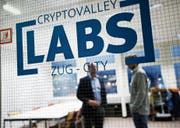 Ein Blick in die neu eröffneten Büros der Crypto Valley Labs auf dem LG-Areal in Zug. (Bild: Stefan Kaiser (Zug, 20. Februar 2018))
