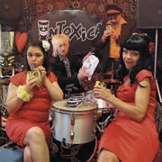 Die Luzerner Band Intoxica (von links nach rechts): Emel Ilter, Dani Glinz, Sam Pirelli und Nadine Schnyder. (Bild: PD)