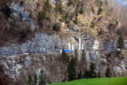 Der Ausbau am Gibelhorn ist nur eines von zahlreichen Grossprojekten, welches das Strassenbauprogramm 2015 bis 2029 vorsieht. (Bild: Archiv Neue LZ)