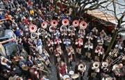 Wie schon am letzten Samstag spielen auch am (heutigen) Dienstag Guugenmusiken unter der Egg. (Bild Philipp Schmidli/Neue LZ)