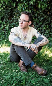 «Das Leben ist zu kurz für alles, was uns nicht zum Lachen bringt»: Autor Thomas Meyer. (Bild: Claudia Herzog)