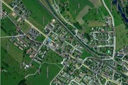 Die Luzernerstrasse (Gelb eingefärbt) ist von Samstagmittag bis Sonntagmorgen gesperrt. (Bild: map.search.ch)