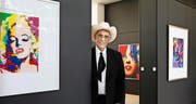 Gefeierte Ikone der amerikanischen Pop-Art und trotzdem immer auf dem Boden geblieben: James F. Gill in der Galerie Urs Reichlin in Zug. Bild: Patrick Hürlimann (22. 9. 2016)