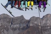 Im österreichischen Ischgl müssen Sie beim Aprés-Ski leisertreten (Symbolbild). (Bild Keystone/Alexandra Wey)