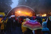 Viel Regen am B-Sides in Kriens. (Bild Dominik Wunderli)