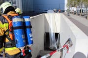 Das gesamte Untergeschoss und einige darüber liegende Etagen wurden evakuiert. (Bild Freiwillige Feuerwehr Zug)