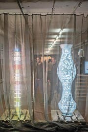 "Design Schenken" in der Viscosistadt in Emmenbrücke. Auf dem Bild zu sehen sind Impressionen der Ausstellung. Näher Angaben dazu hat allenfalls Autorin Sandra Ziegler. Das Bild entstand am Freitag, 01. Dezember 2017. Bild: (Pius Amrein / LZ) Ausstellung, Weihnachten, Design, Schenken, Advent (Bild: Pius Amrein (Emmenbrücke, 1. Dezember 2017))