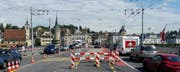 Noch bis am frühen Montagmorgen ist die Seebrücke nur zweispurig befahrbar. (Bild: PD)