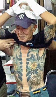 Seine Tattoos haben ihn verraten: Yakuza-Boss Shigeharu Shirai. (Bild: EPA)