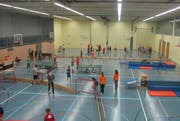 Die Turnhalle in Neuenkirch wird am Samstagabend rege genutzt. (Bild: PD)