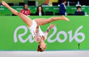 Starke Leistung von Giulia Steingruber in der Bodenübung. (Bild: Keystone/Laurent Gilliéron)