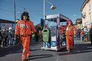 Last Friday und der Seilziehclub Lieli sind mit dem ÖV da. Wie die Tambourengruppe Hochdorf als Russen anreiste, ist nicht überliefert. (Bild: Dominik Wunderli (Hochdorf, 13. Februar 2018))