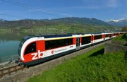 Nominiert in der Kategorie Innovation: Zentralbahn mit dem Bahnerlebnis Luzern-Interlaken (auf dem Bilder der Sarnersee). (Bild: Keystone / Urs Flüeler)
