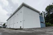 Hinter diesen Mauern befindet sich das grösste Rechenzentrum der Zentralschweiz. (Bild: PD)