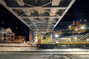 Das Hochperron wurde in der Nacht auf Montag abgesenkt. (Bild: PD)
