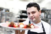 Ricardo Machado im Restaurant Baarcity in Baar. (Bild: Stefan Kaiser / Neue ZZ)