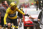 Der zweite Gesamtsieg für Chris Froome an der Tour de France und der dritte für das Team Sky in den letzten sechs Jahren: Wenn das kein Grund ist, darauf auf der letzten Etappe anzustossen. (Bild: Getty / Bryn Lennon)
