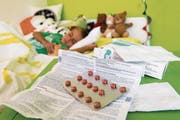 Das Bundesamt für Gesundheit geht davon aus, dass bis zu 40 Prozent der Medikamente, die Kindern oder Jugendlichen verabreicht werden, nicht für sie zugelassen sind. (Bild: Eveline Beerkircher)