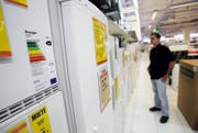 Die Energieetikette soll den Konsumenten genau informieren. Dabei herrscht vielerorts Verwirrung. (Bild Stefan Kaiser)