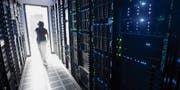Blick in die neuen Maschinenräume der Weltwirtschaft: In Rechenzentren werden zum Beispiel Daten gespeichert und verwaltet. (Bild: Erik Isakson/Getty)