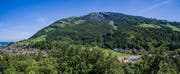 Sicht vom Aussichtsturm auf den Rossberg. (Bild: PD)