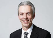 Thomas Sägesser, Verwaltungsrechtler: «Auf die Argumente der Minderheit muss inhaltlich eingegangen werden.» (Bild: Dominik Labhardt)