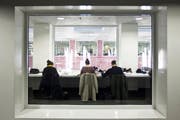 Keine «Fensterplätze»: Studierende der Universität Luzern. (Bild: Manuela Jans / Neue LZ)