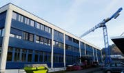 Das Gebäude der BSZ-Stiftung an der Frauholzstrasse 9 in Steinen mit Arbeitsplätzen für Menschen mit einer Beeinträchtigung wird bis Mitte 2019 um- und ausgebaut. (Bild: PD)