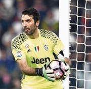 22 Jahre Erfahrung: Italiens Torhüter-Legende Gianluigi Buffon. (Bild: Keystone (Turin, 10. März 2017))