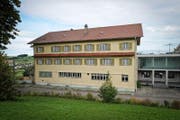 Das ehemalige Bürgerheim Mettmenegg wird zum Asylzentrum. (Bild: Remo Nägeli (Fischbach, 8. September 2011))