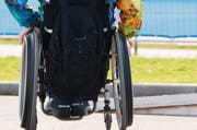 Die Sexualbegleiterin Isabelle Kölbl ist überzeugt, dass Menschen mit Behinderung viel zu wenig Möglichkeiten haben. (Bild: Keystone)