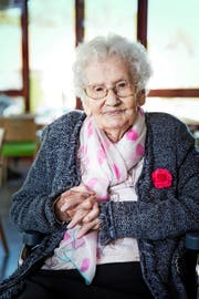 Eine vife Jubilarin: Frieda Kropf-Schütz im Hergiswiler Altersheim St. Johann. (Bild Manuela Jans-Koch)