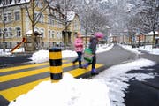 Die Vandalen schlagen regelmässig entlang der Schlossbergstrasse zu. (Bild Urs Hanhart)