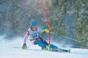 Der Zuger Nando Reiser (SC Unterägeri) unterwegs zu seinem Sieg im ersten Slalom.