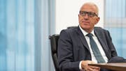 Ihm droht Ungemach: Pierin Vincenz, ehemaliger Vorsitzender der Raiffeisen-Geschäftsleitung. (Bild: Gian Ehrenzeller/Key (St. Gallen, 27. Februar 2015))