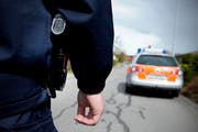 Polizei-Patrouille unterwegs in Luzerner Gemeinden. (Symbolbild) (Bild: Pius Amrein / LZ)