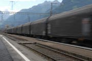Güterzug beim Bahnhof Altdorf. (Bild: Archiv/Neue UZ)