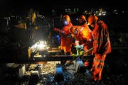 Nach der Erneuerung der Geleise im Jahr 2013 werden nun die Fahrleitungen zwischen Stansstad und Stans erneuert. (Bild: Corinne Glanzmann / Neue NZ)
