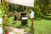 Leckeres vom Grill schmeckt nicht nur, Barbecue ist ein generationenübergreifendes Vergnügen. Bild: zvg