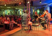 Die Lounge war in den Vorjahren im Bourbaki, dieses Jahr ist sie erstmals im KKL. (Bild: PD)