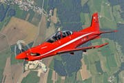 Könnte bald in Frankreich für Trainingsflüge genutzt werden: der Pilatus PC-21.Bild: Major Andri Spinas/VBS (Sion, 12. Juli 2011)