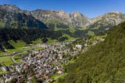In Engelberg sind die Eigentumswohnungen und Einfamilienhäuser etwas teurer als im Rest des Kantons. (Bild: Philipp Schmidli (Engelberg, 7. August 2016))