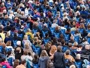 Der Kanton Genf zählt fast 16'000 mehr Frauen als Männer. Ganz anders im Kanton Schwyz: Dort stellt das männliche Geschlecht die Mehrheit der Bevölkerung. (Symbolbild) (Bild: KEYSTONE/CHRISTIAN BEUTLER)