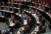 Sie werden über die Vorschläge am kommenden Montag debattieren: die Mitglieder des Luzerner Kantonsrates. (Bild: Nadia Schärli / Neue LZ)