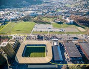 Neu führt der Swiss City Marathon Lucerne durch die Swissporarena auf der Luzerner Allmend (siehe gelbe Markierung). (Bild: pd)