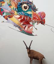 Ai Weiwei auch im Zoologie-Museum: Sein Winddrache symbolisiert individuelle Freiheit. (Bilder: Martin Preisser)
