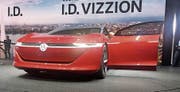 Im I.D. Vizzion von VW braucht es keinen Chauffeur. Bild: Kn. (Bild: Kn.)