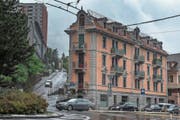 Littau soll auch in Zukunft gut erreichbar sein – wie hier über die Bernstrasse beim Kreuzstutz-Kreisel. (Bild: Nadia Schärli (Luzern, 9. August 2016))