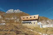 Die Corno-Gries-Hütte im Bedrettotal gehört zum Immobilienportfolio des SAC Zug.