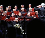 Rund 50 starke Männerstimmen erfreuten das Publikum. (Bild: Werner Schelbert (Zug, 11. März 2018))